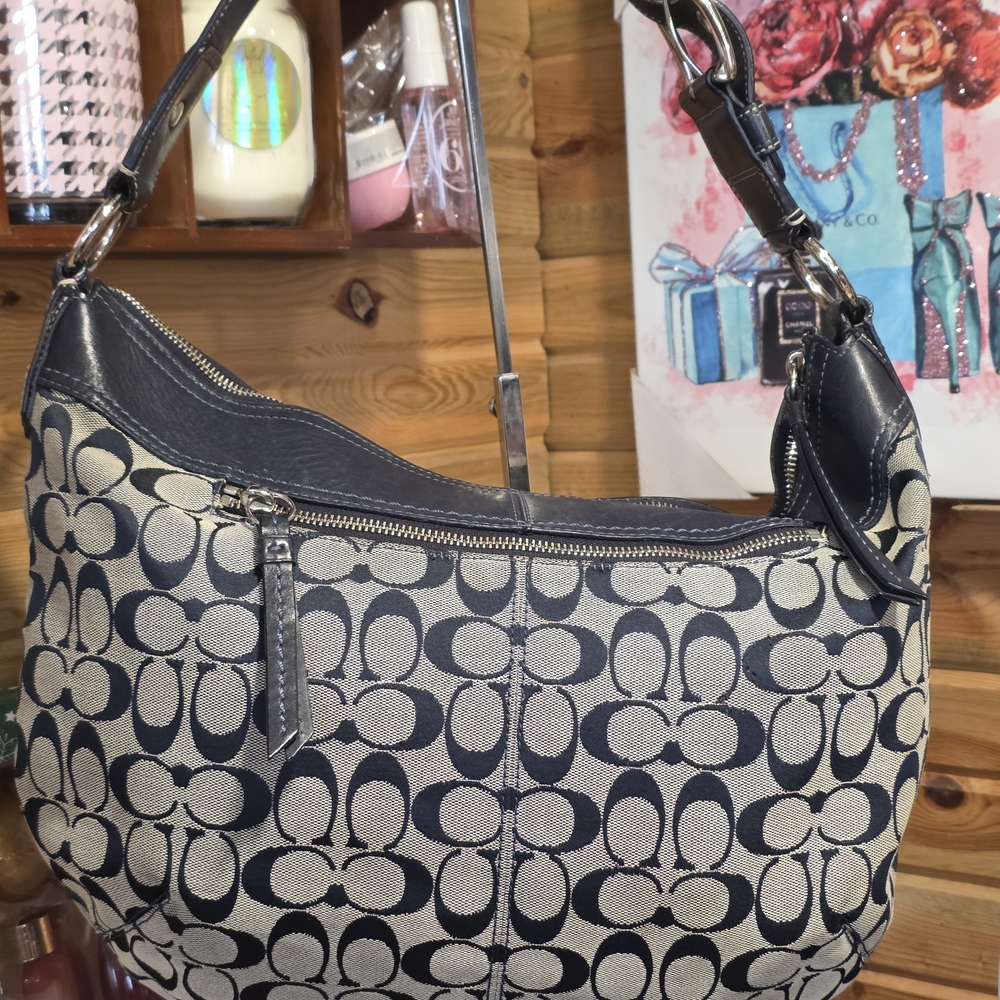 Coach Navy and Cream Signature Shoulder Bag